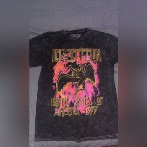 Dark Gray Men’s Graphic T Shirt